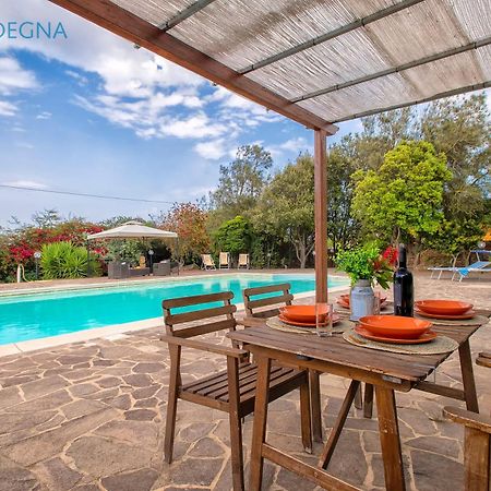 Villa Melograno With Exclusive Swimming Pool Surrounded By Greenery Campanedda Zewnętrze zdjęcie